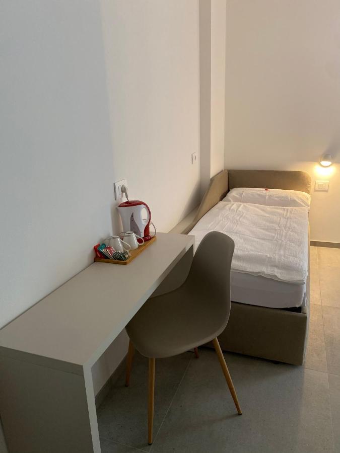נאגו B&B Garda Home מראה חיצוני תמונה